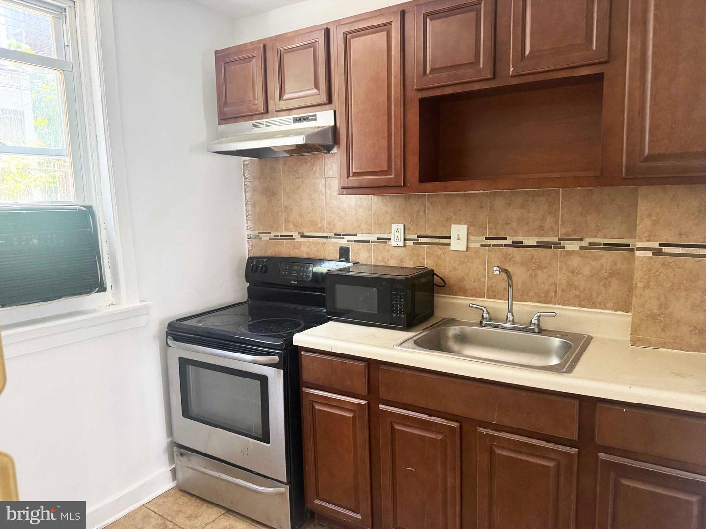 3417 Hartville St – photo 5