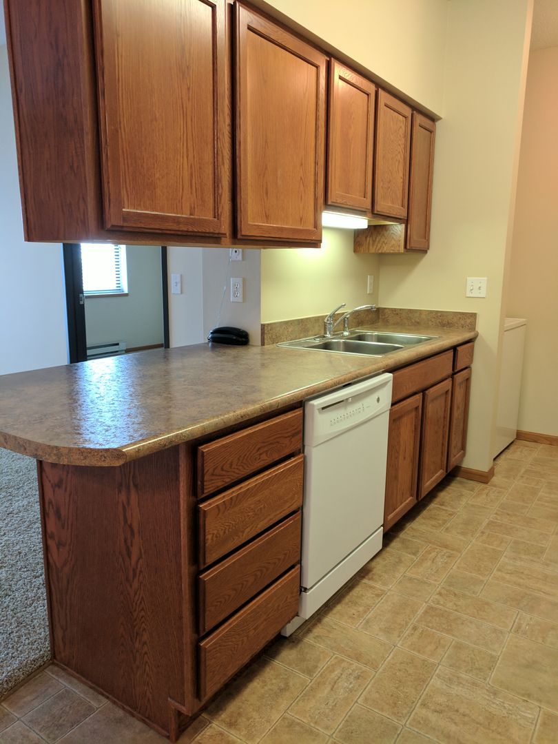 1142 17th St N – photo 3