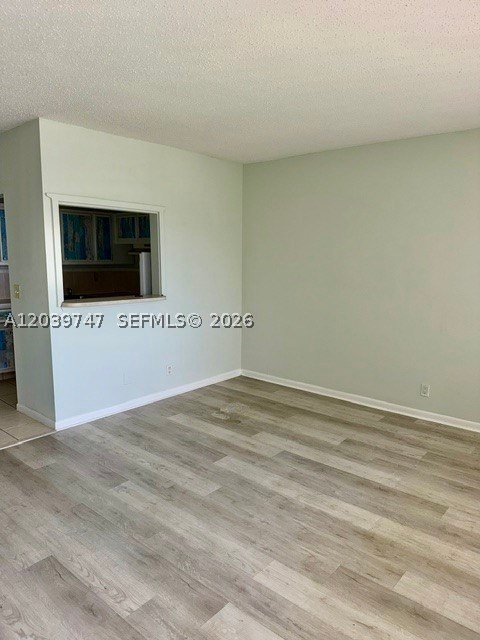 119 Salisbury E – photo 1