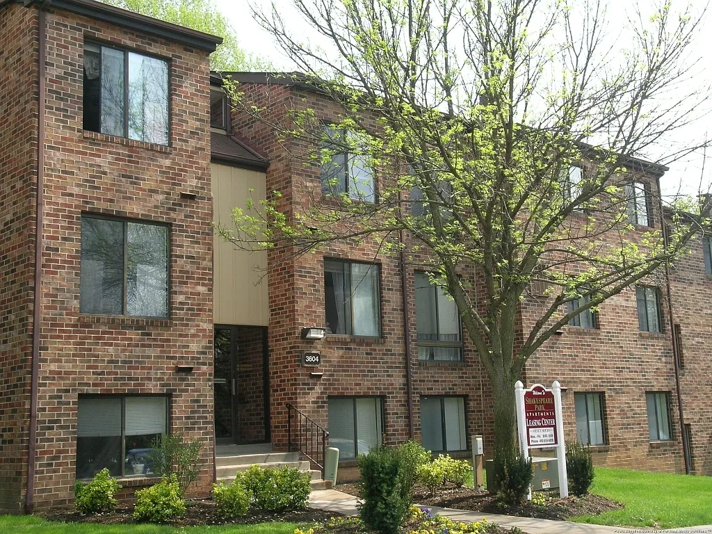 Shakespeare Park Apartments – photo 4