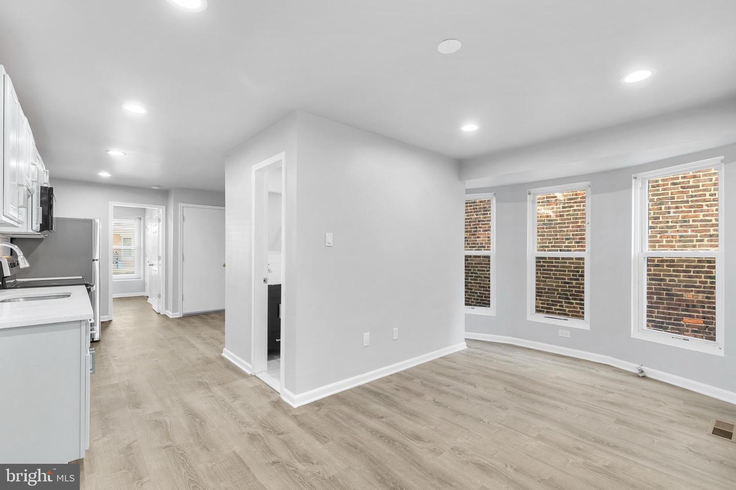 69 Slocum St – photo 3