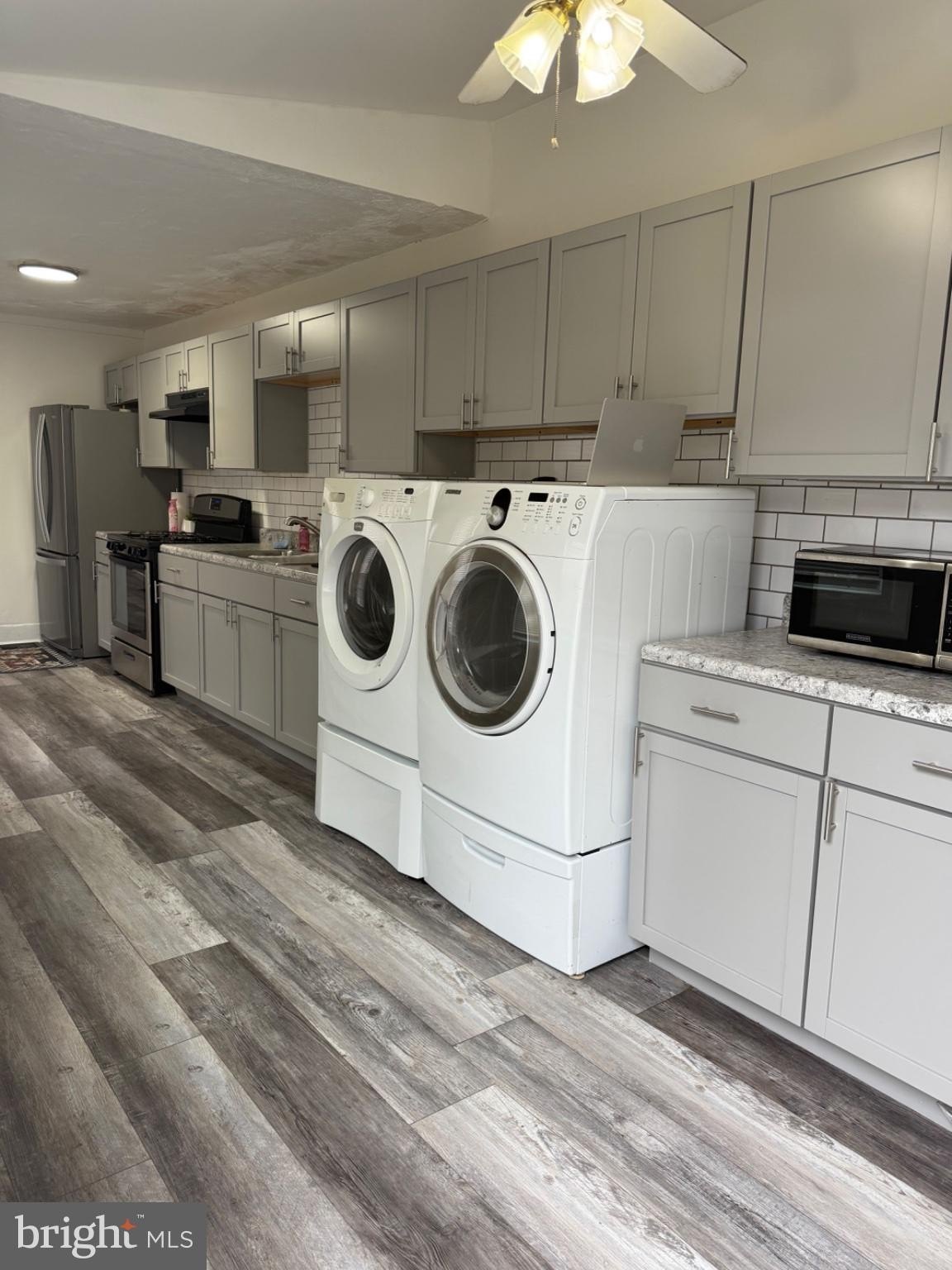 837 Locust St – photo 5