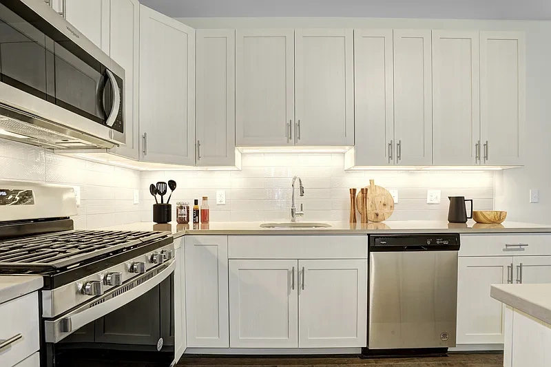 Pondview Estates – photo 2