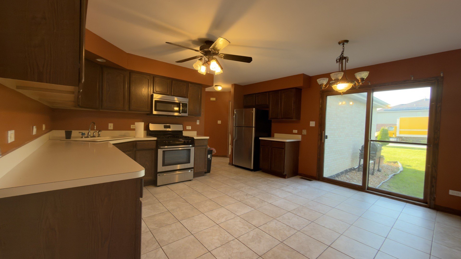 21223 Alessandra Dr – photo 3