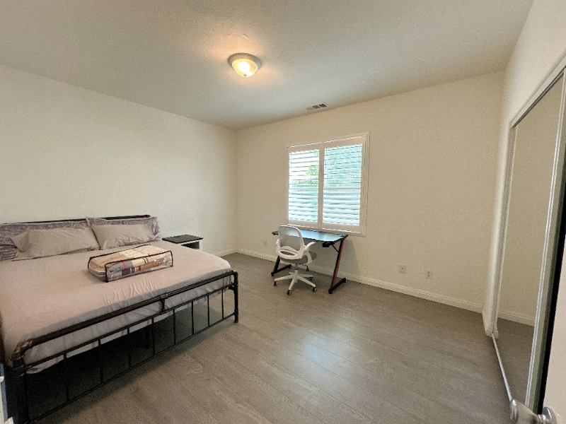 13703 Turf Paradise St – photo 2