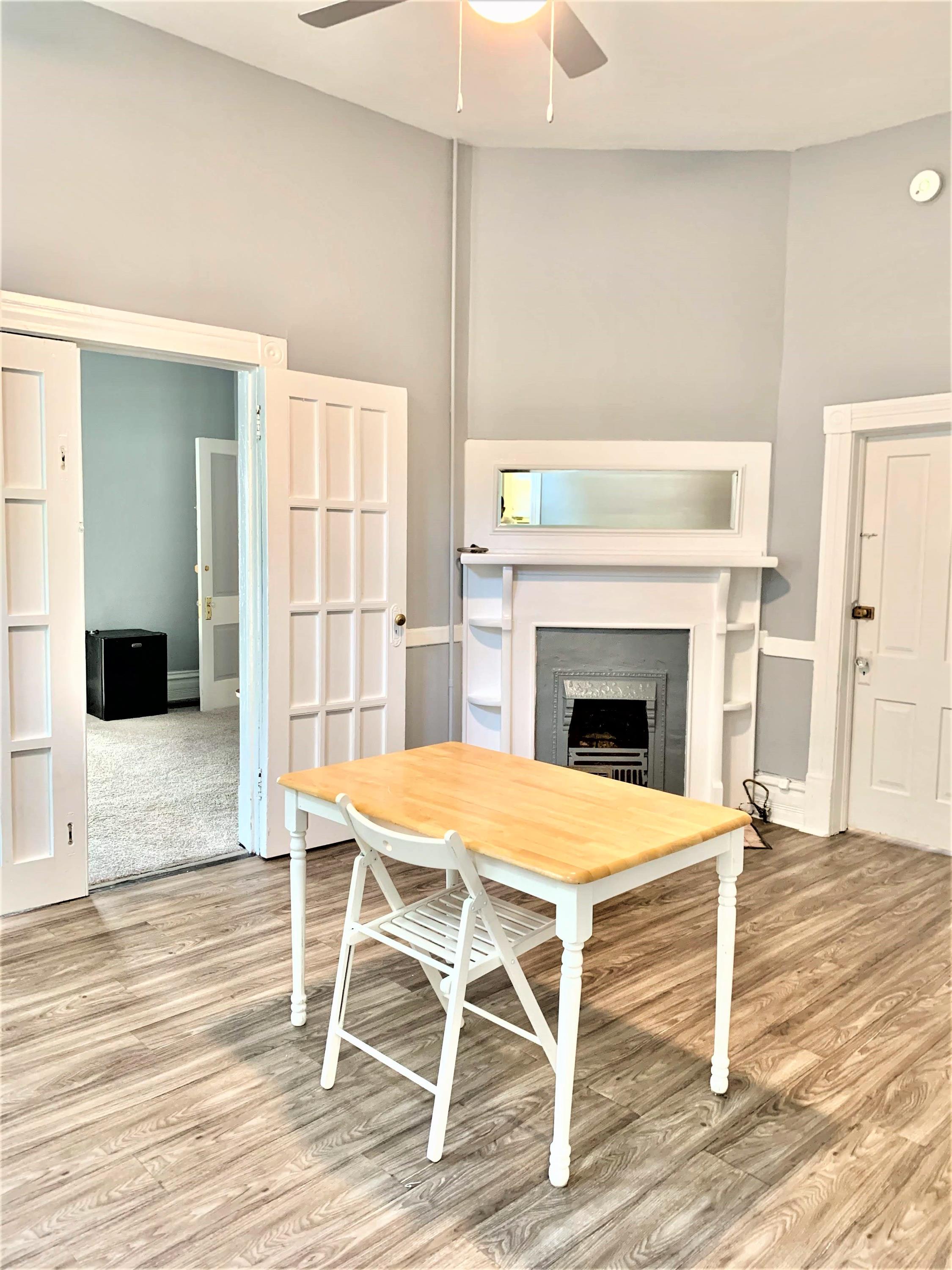 1014 Hemphill Ave NW unit 2 – photo 2