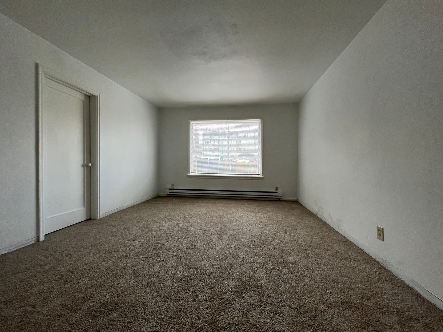 1117 W 5th Ave – photo 5