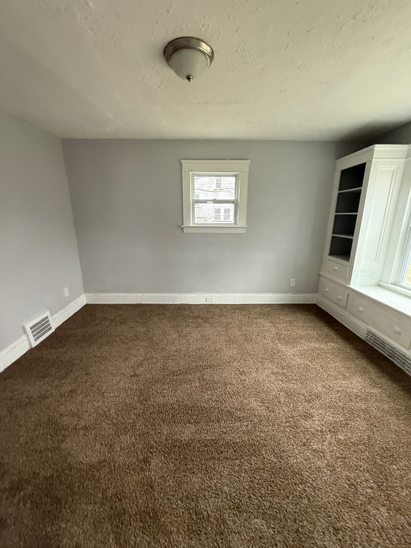 3375 E 145th St – photo 4