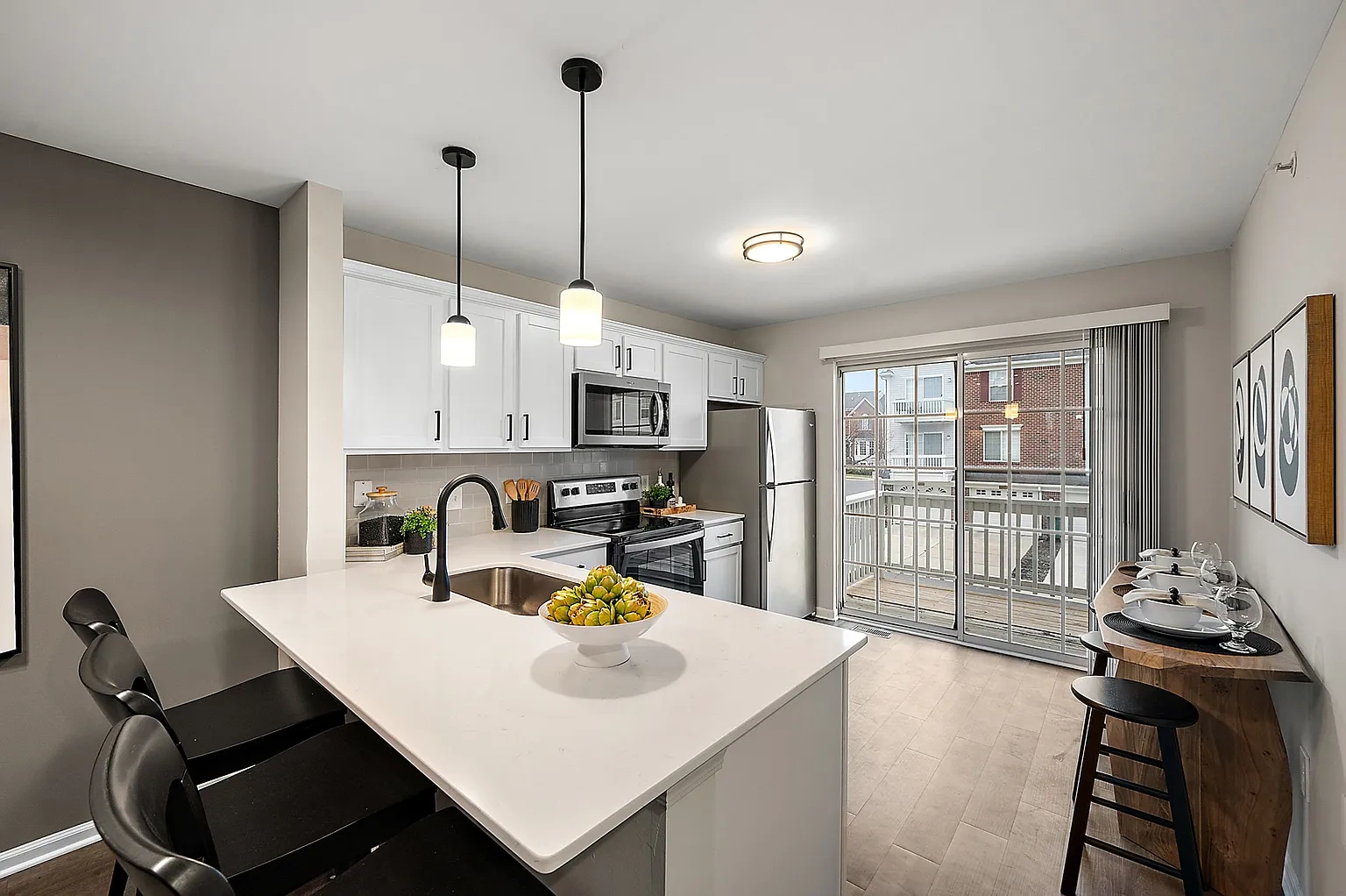 Brownstones – photo 1