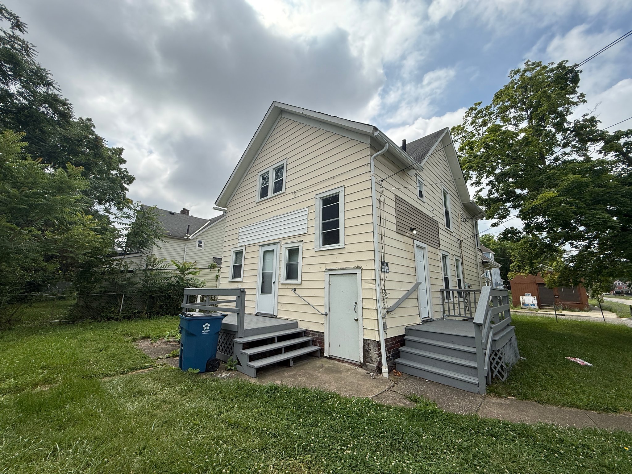 522 W 23rd St unit Down – photo 1
