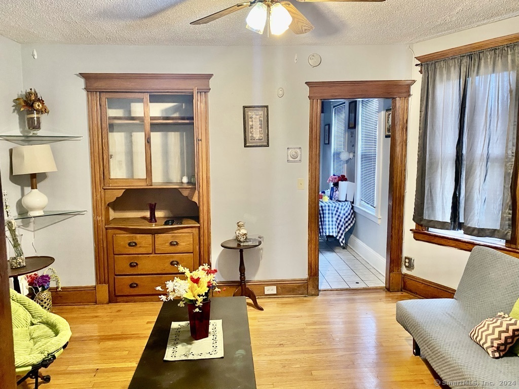49-51 Brownell Ave unit 2nd – photo 4