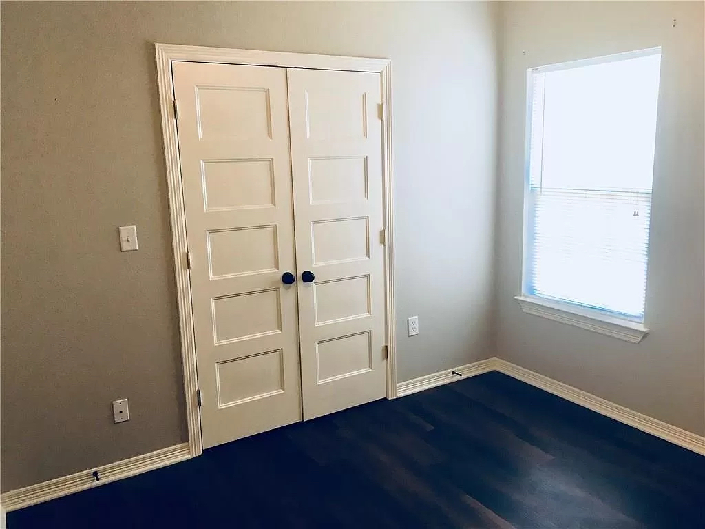 635 N 15th St unit B – photo 4