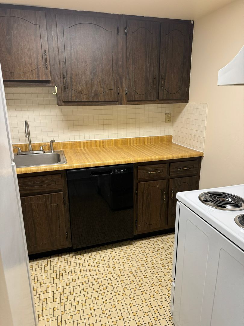 6215 Fifth Ave – photo 2