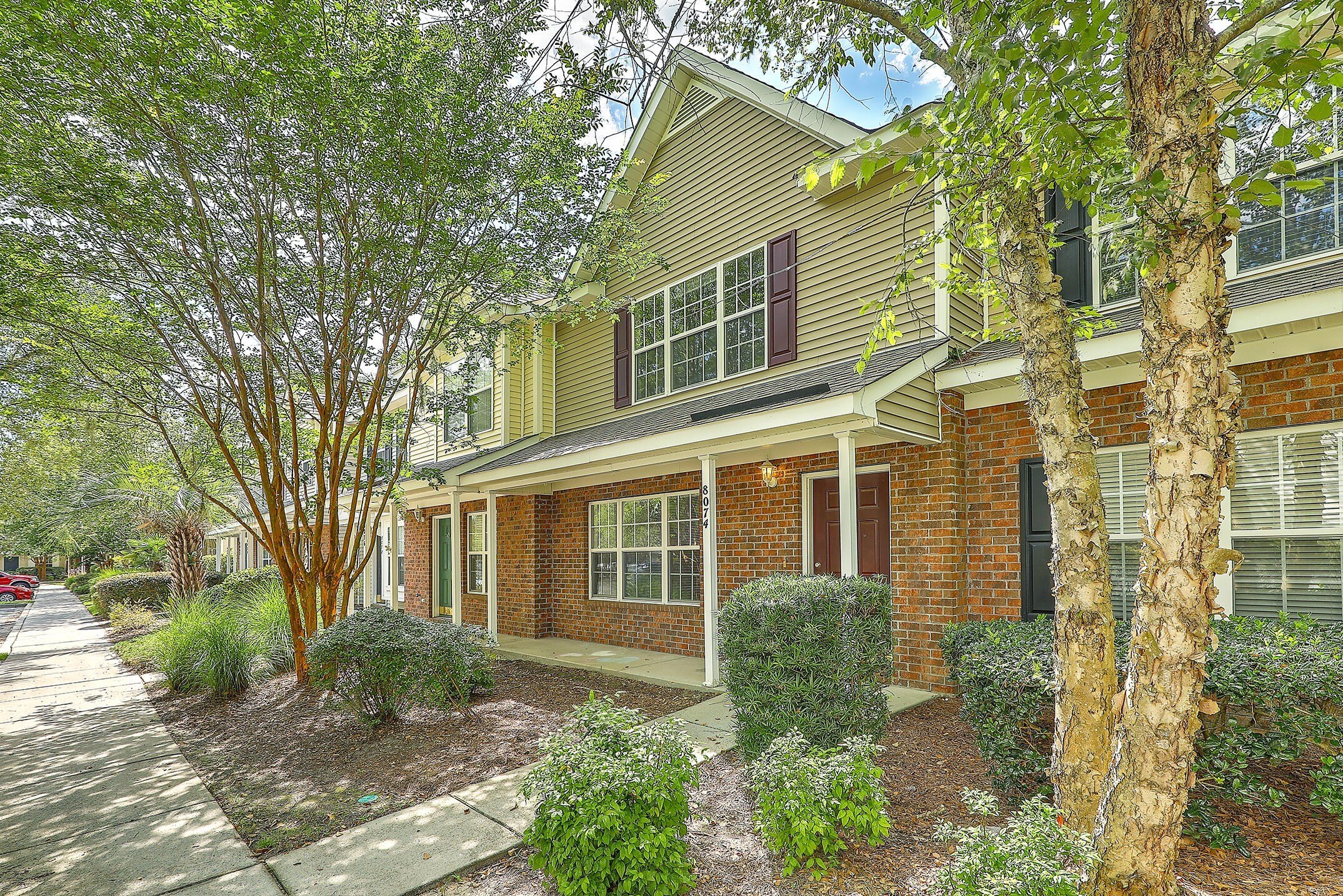 8074 Shadow Oak Dr – photo 3