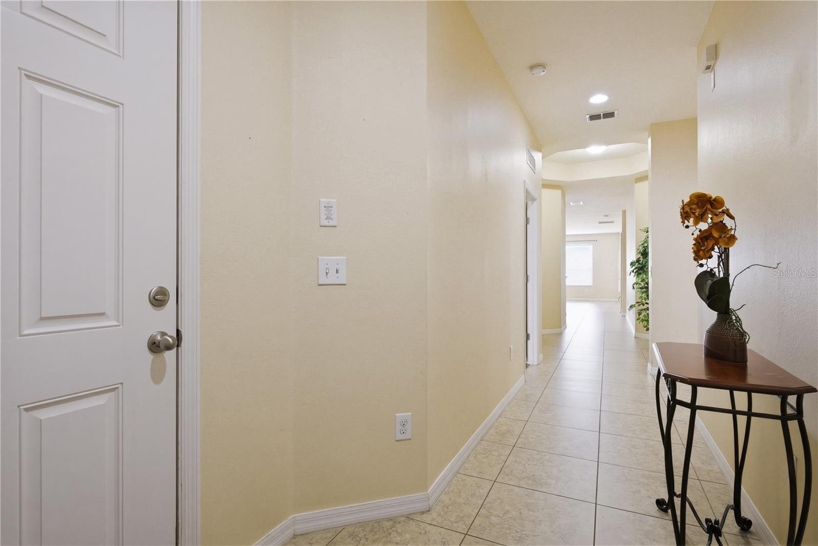 2211 Barracuda Ct – photo 3