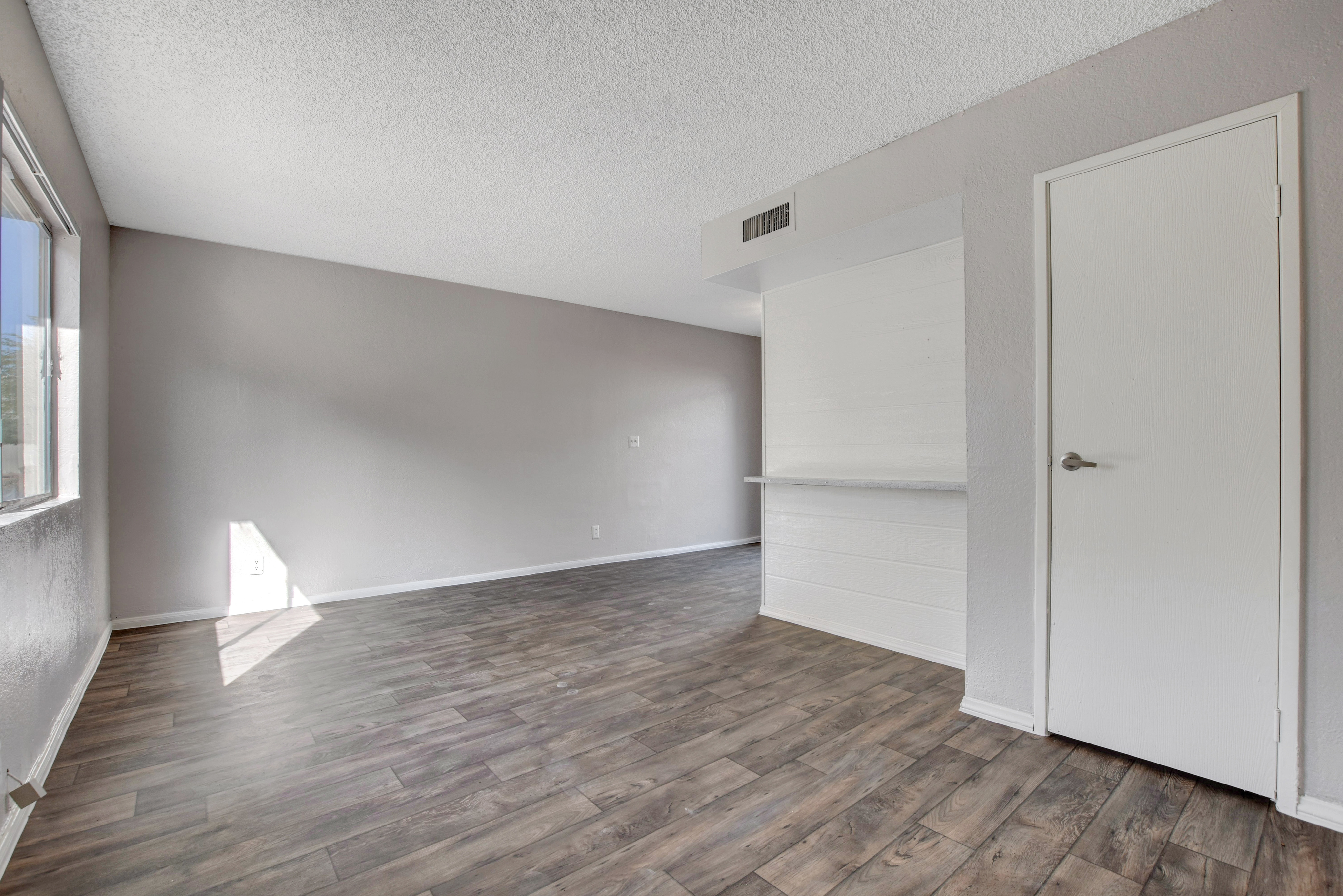 Green Tree Apartments – photo 3