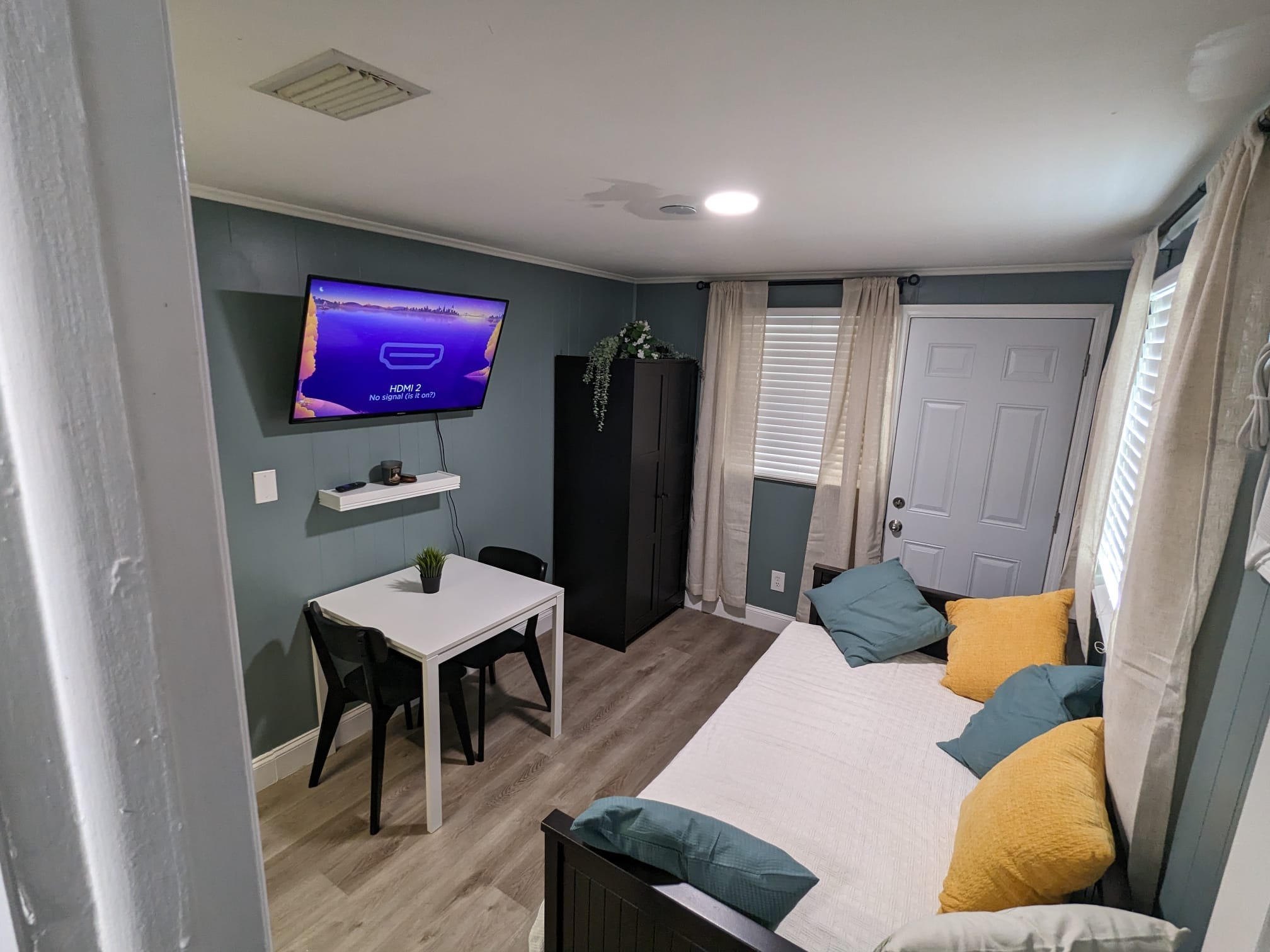 4823 W Minnehaha St unit C – photo 5
