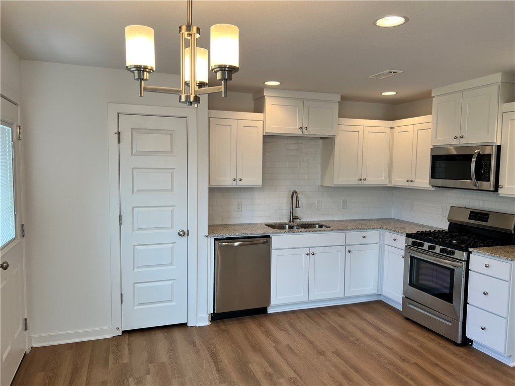 502 N Cresswell Dr – photo 5