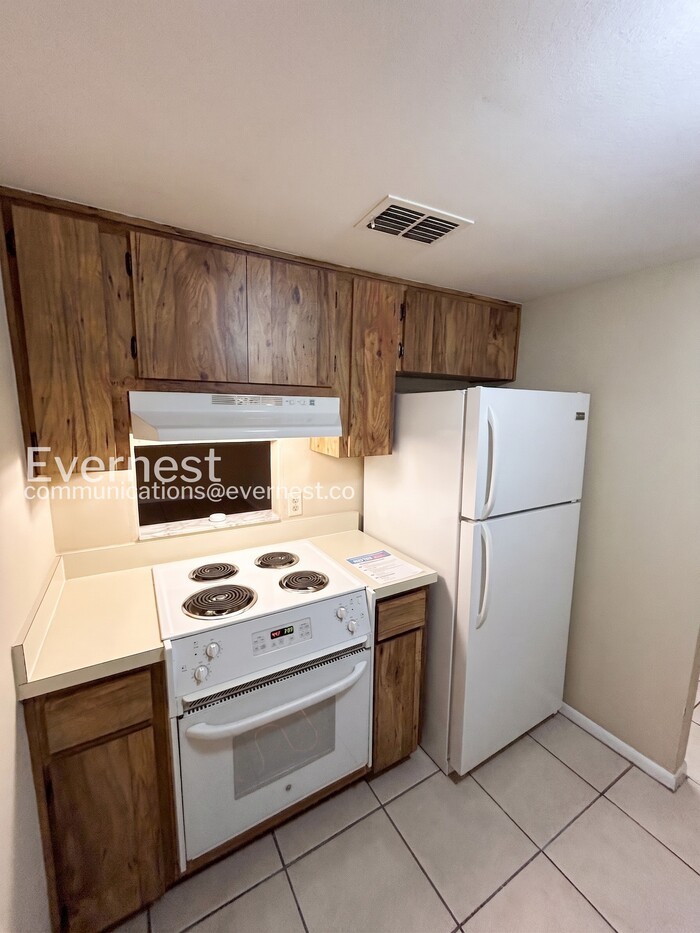 5541 Bay Blvd unit Apartment 301 – photo 3