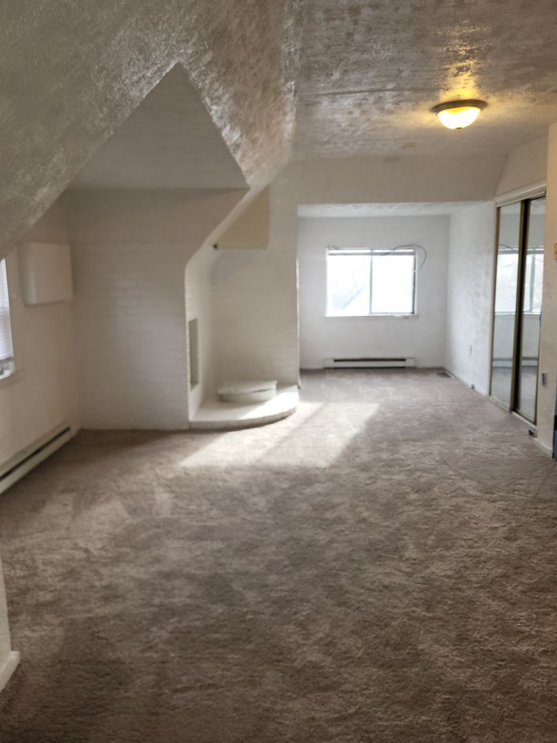 7543 Melrose St unit 3rd Floor – photo 2