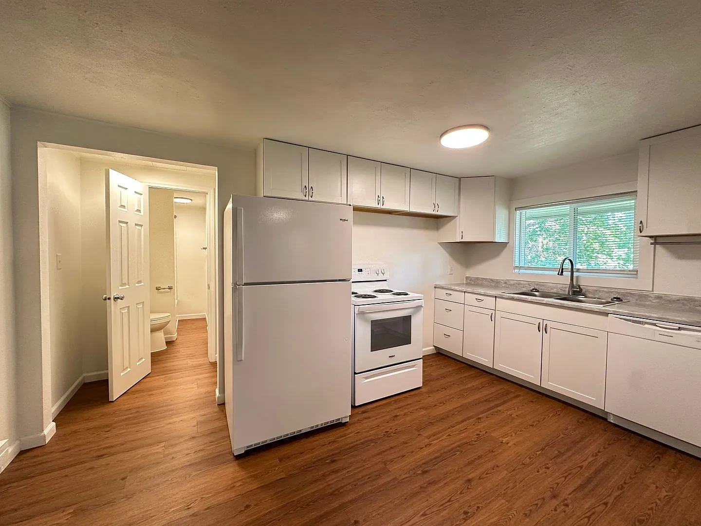 1818 West 8th – photo 4