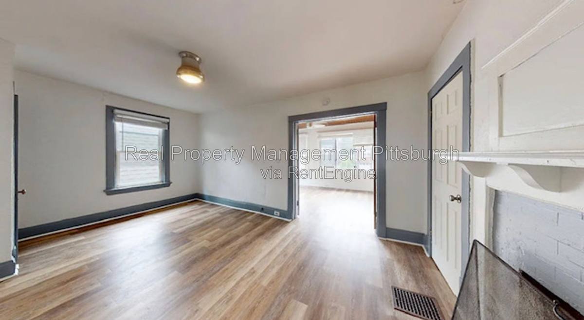 1217 McNeilly Ave unit 2 – photo 1
