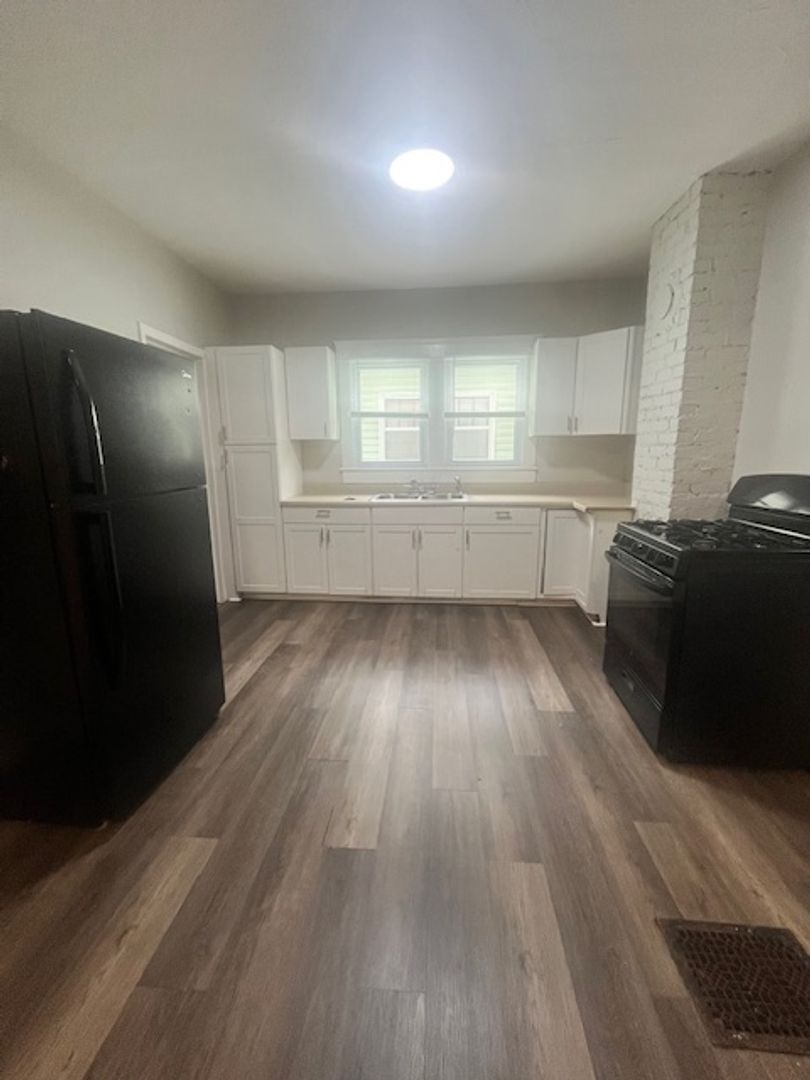 4129 W Muhammad Ali Blvd – photo 3
