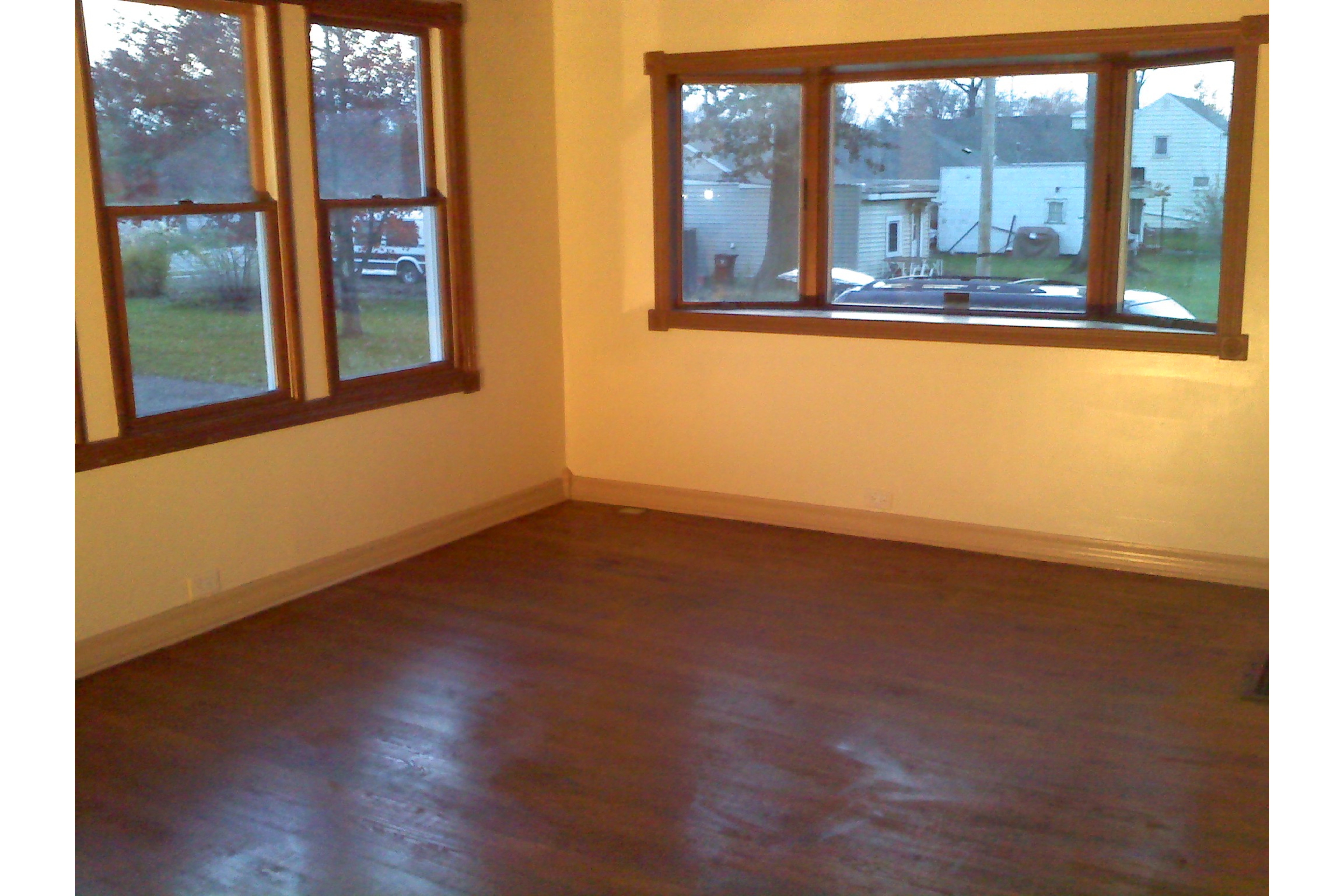710 W Robb Ave – photo 3
