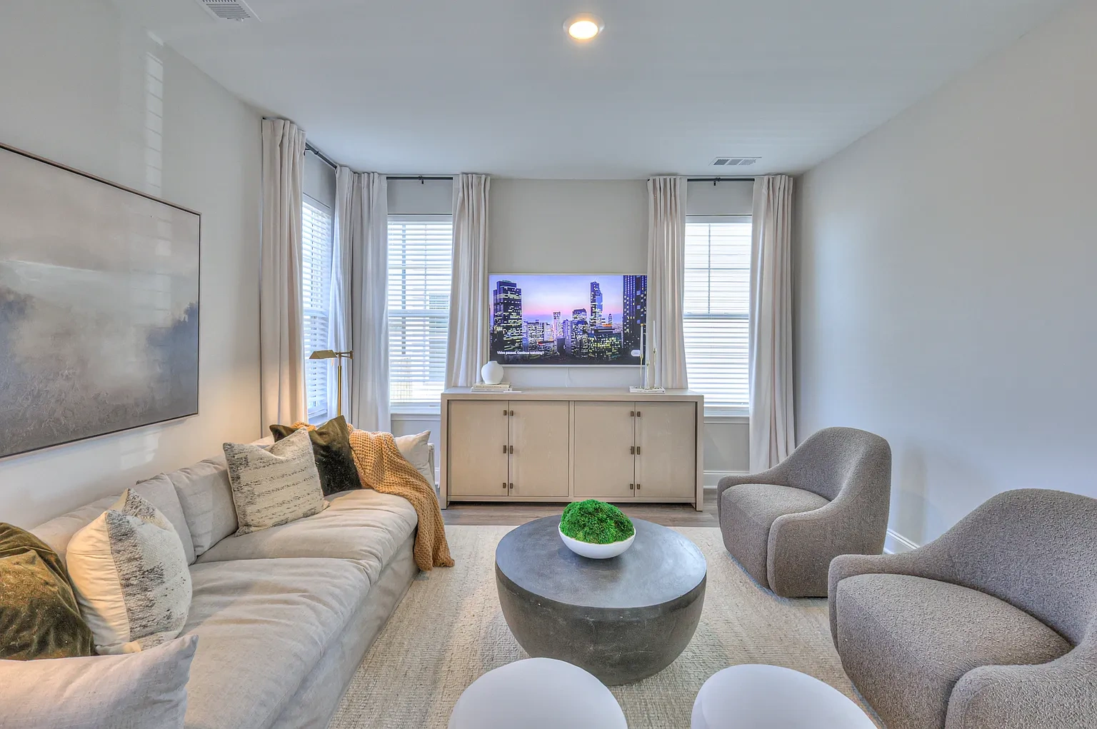 2762 Residences – photo 3