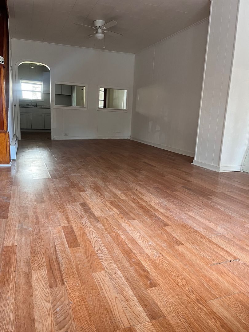 504 Laurel St – photo 3