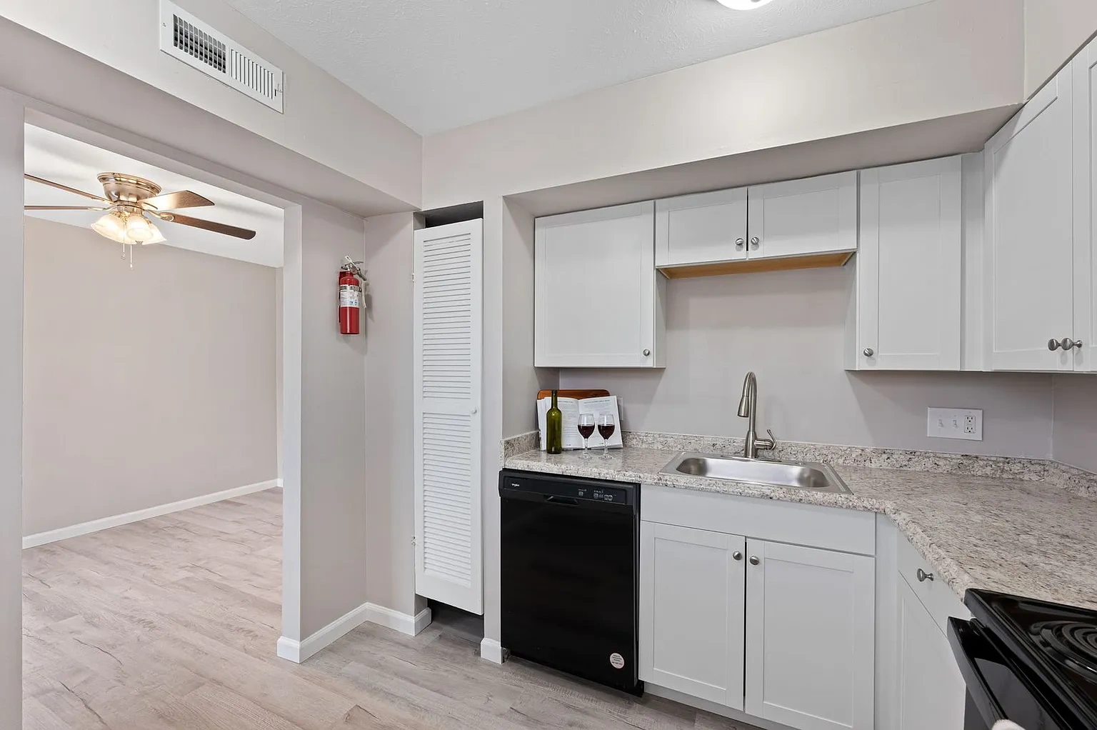 Village Square Townhomes – Floor plan