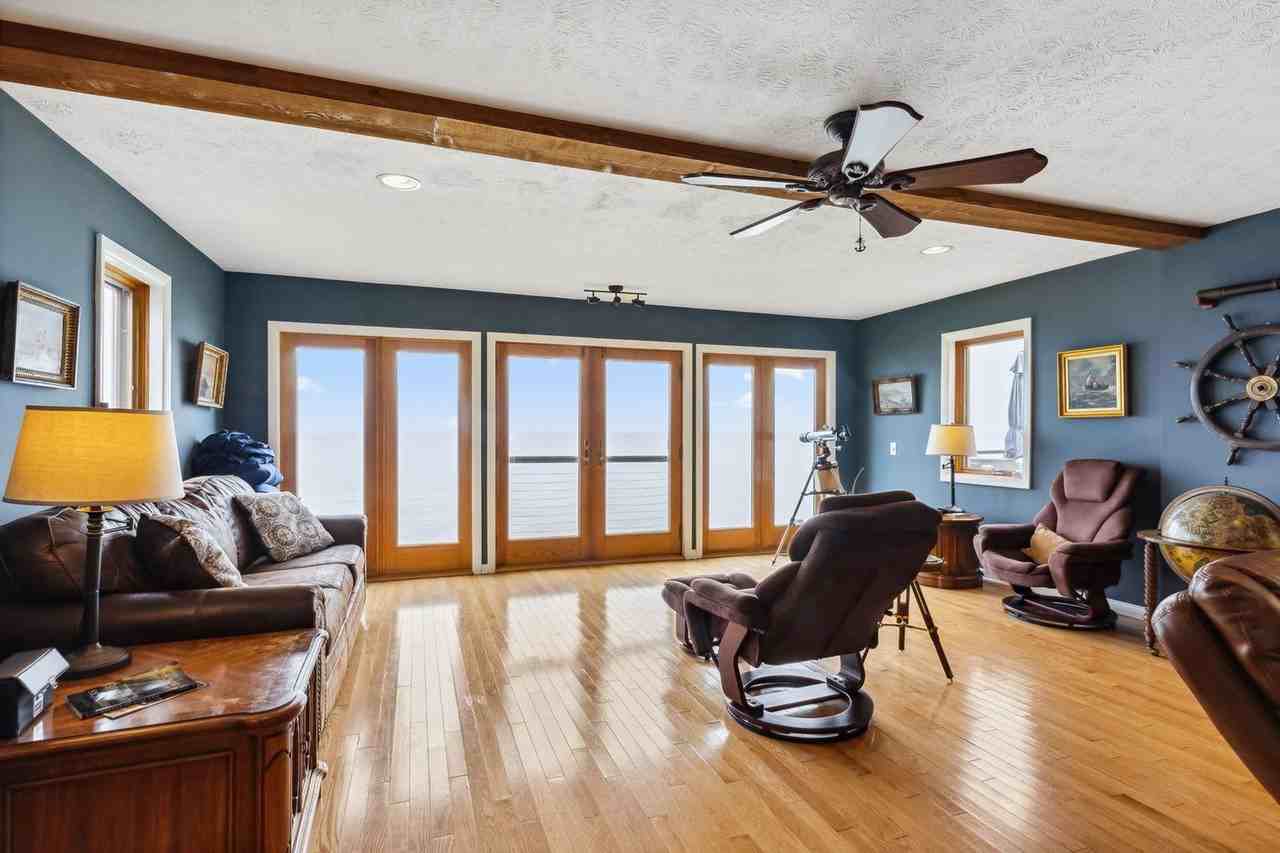 4433 Lake Rd E unit 1593875P – photo 4