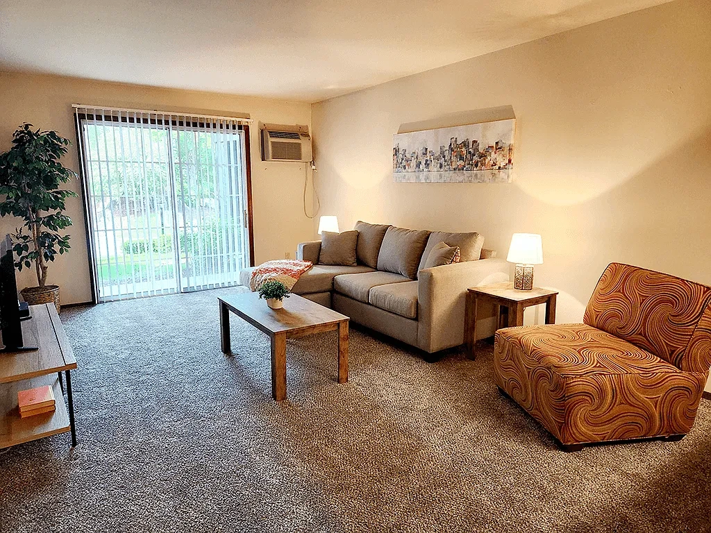 Rivers Edge Apartments – photo 4