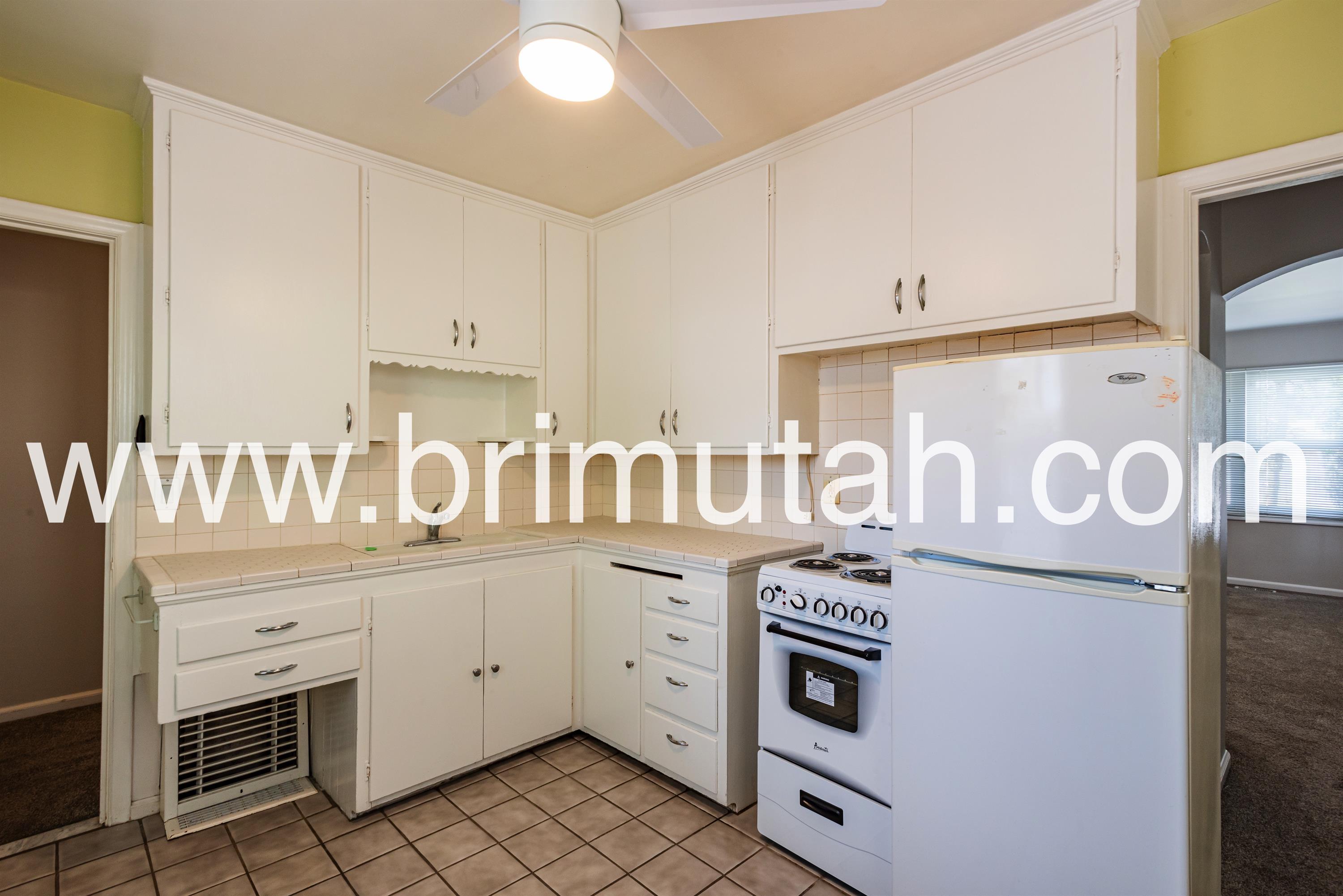 2364 E Redondo Ave – photo 4