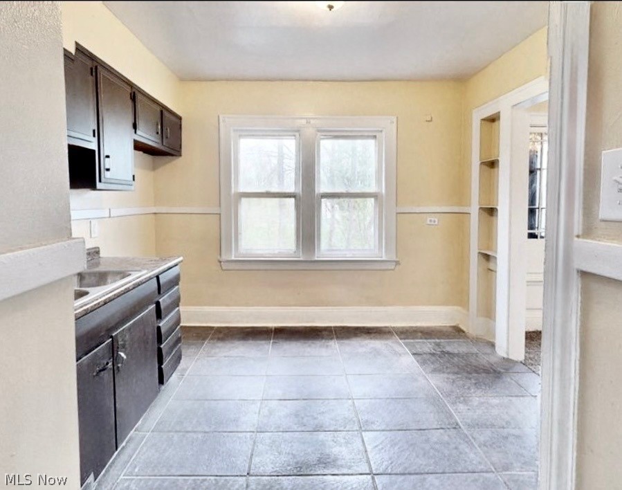 3045 E 130th St unit 2/UP – photo 5