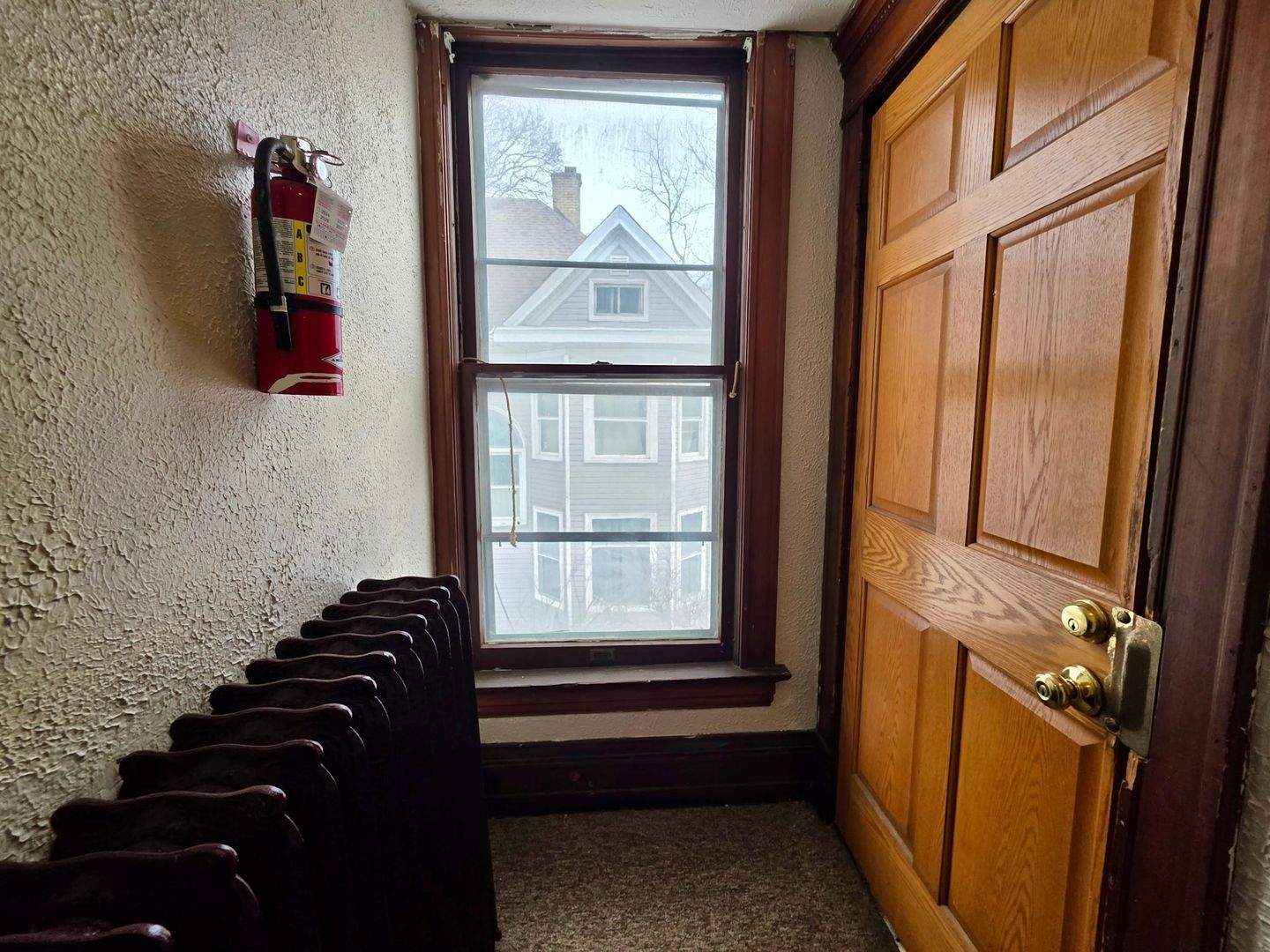 2109 Washington Ave unit Unit 3 - UPPER #3 – photo 2