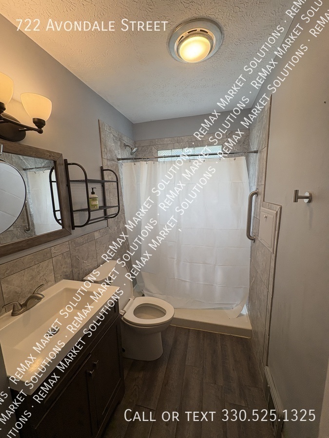 722 Avondale St – photo 5