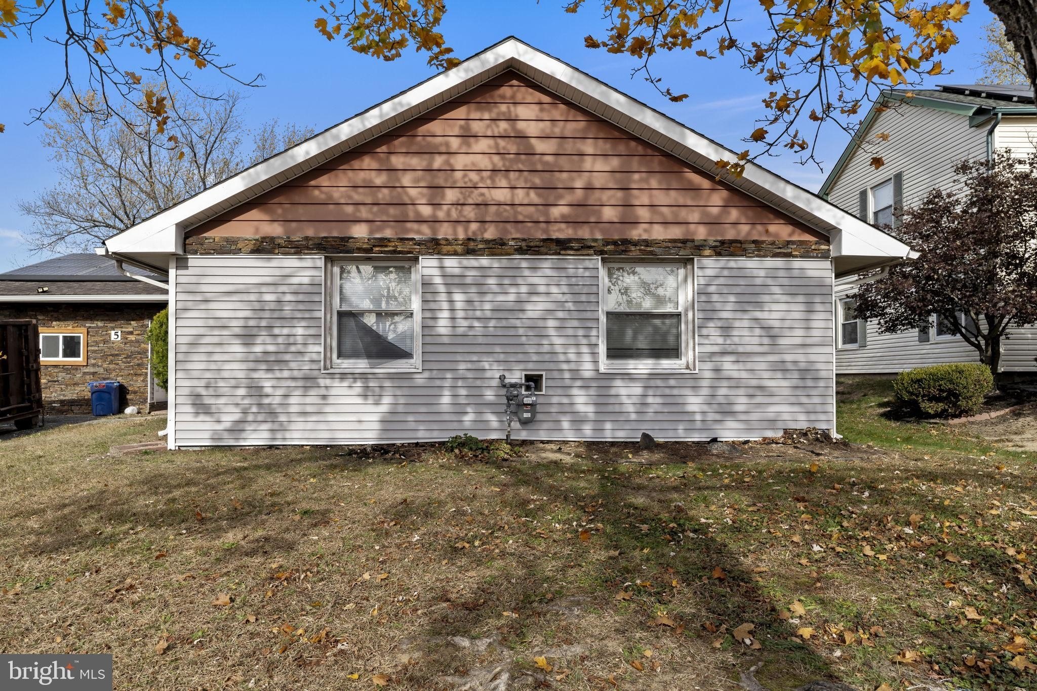 5 Burgess Ln – photo 3
