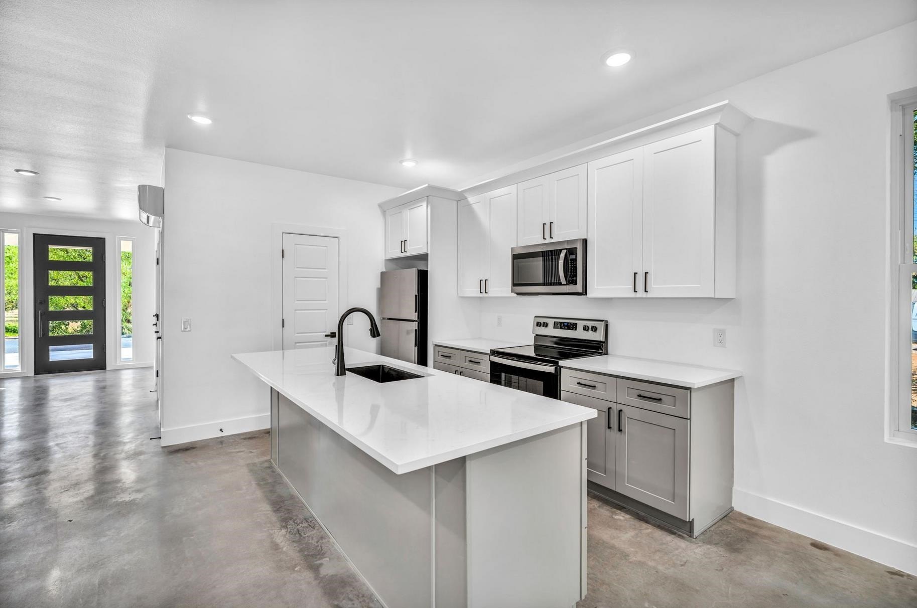 1006 E Marble St – photo 5