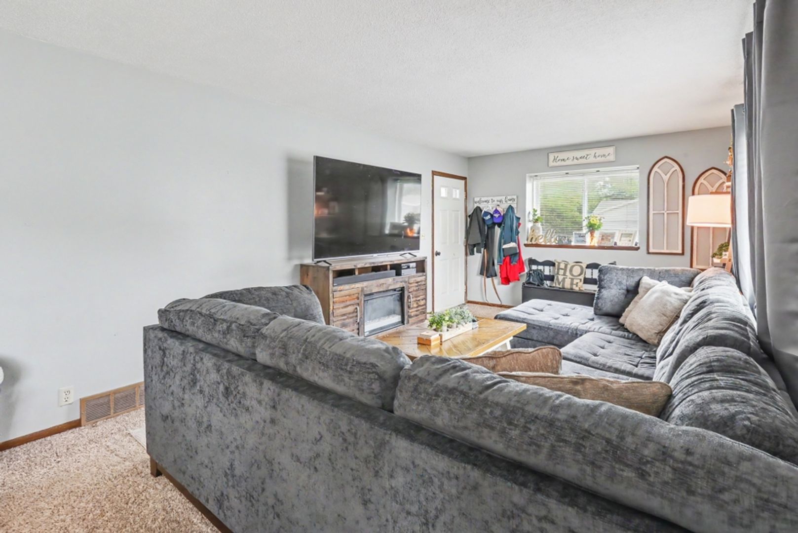 70 Brook Cir – photo 3