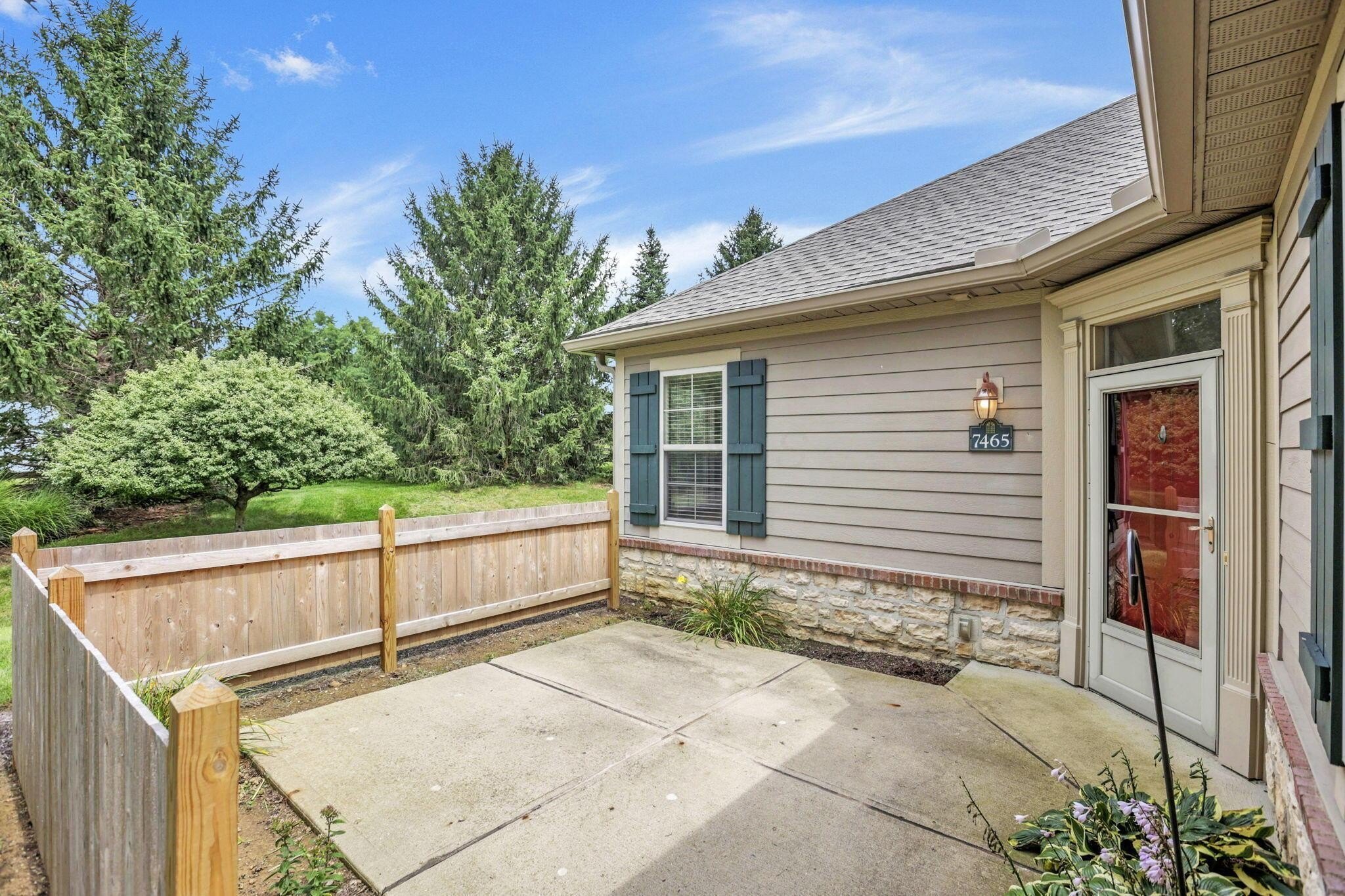 7465 Red Maple Pl – photo 3