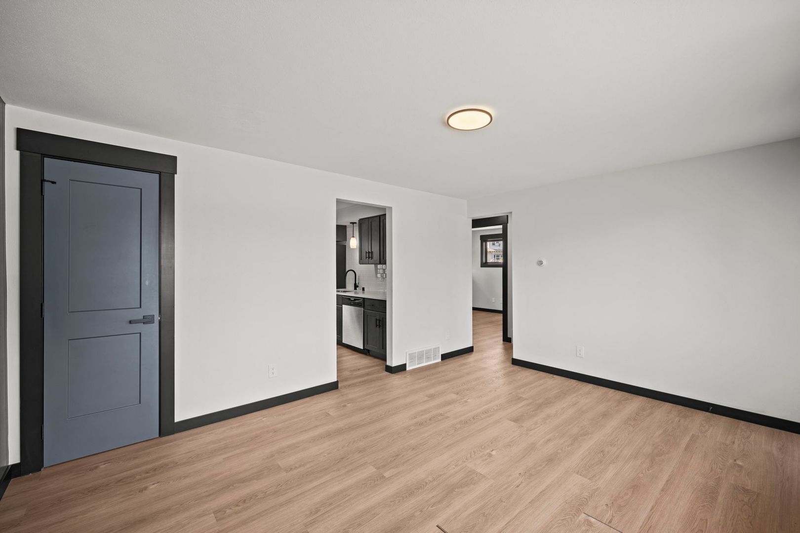 3717 N Perry St unit 3719 – photo 3