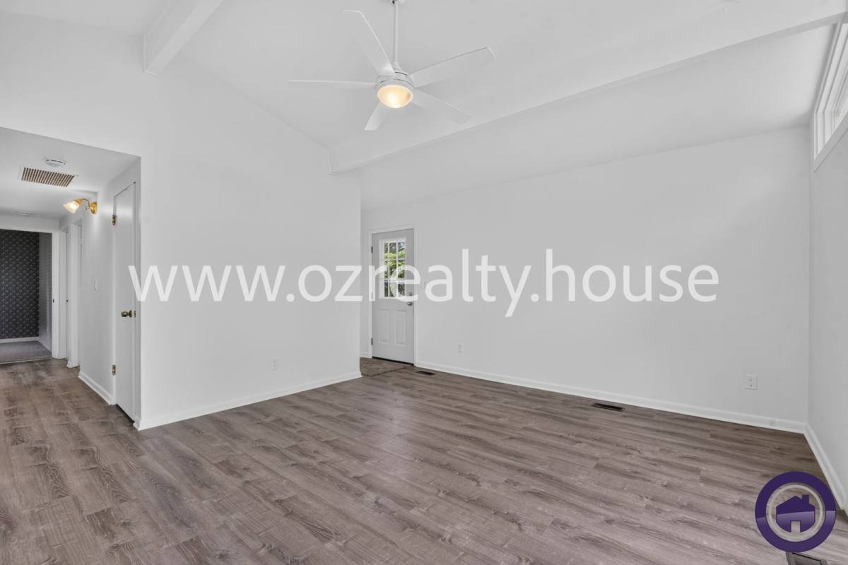 1214 Elco Ave – photo 5