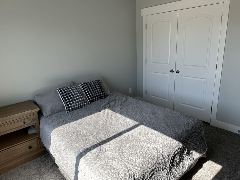 1353 N 3740 W unit North Room – photo 5