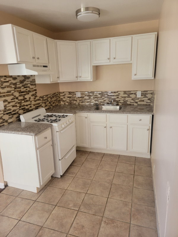 3333 E Wilton St unit 2 – photo 1