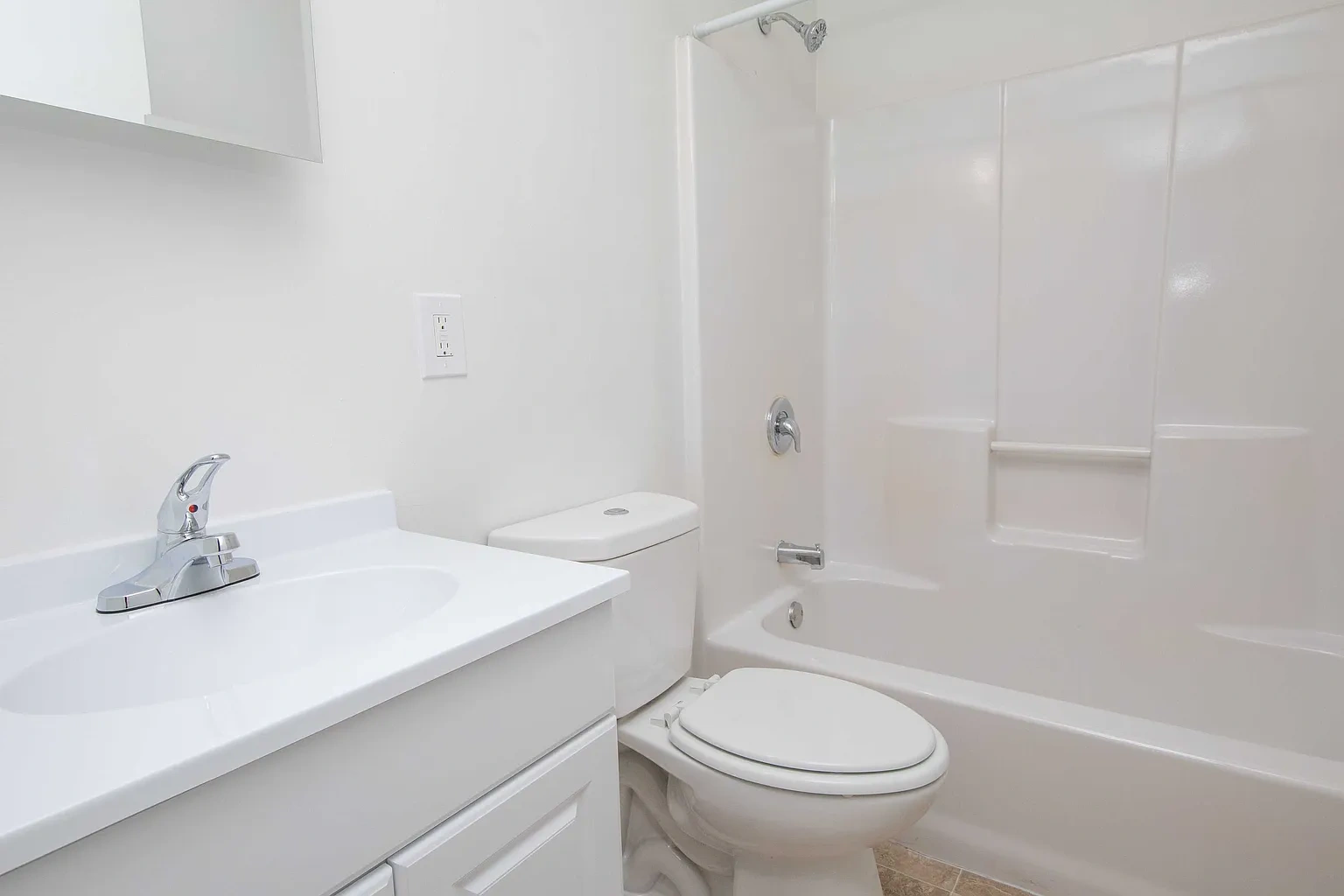 Premier Village Apartments – photo 4