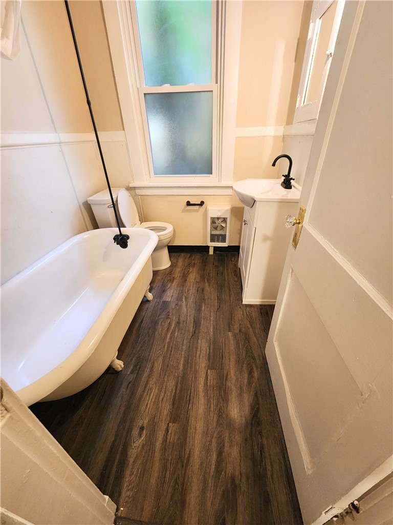 3332 Portola Ave unit 1 – photo 4
