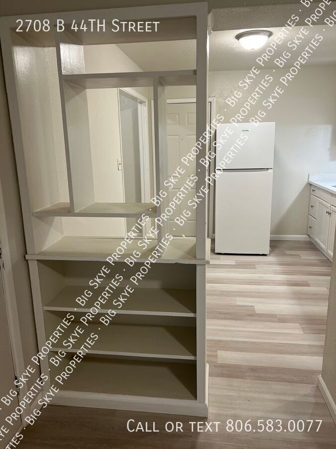 2708 44th St – photo 5