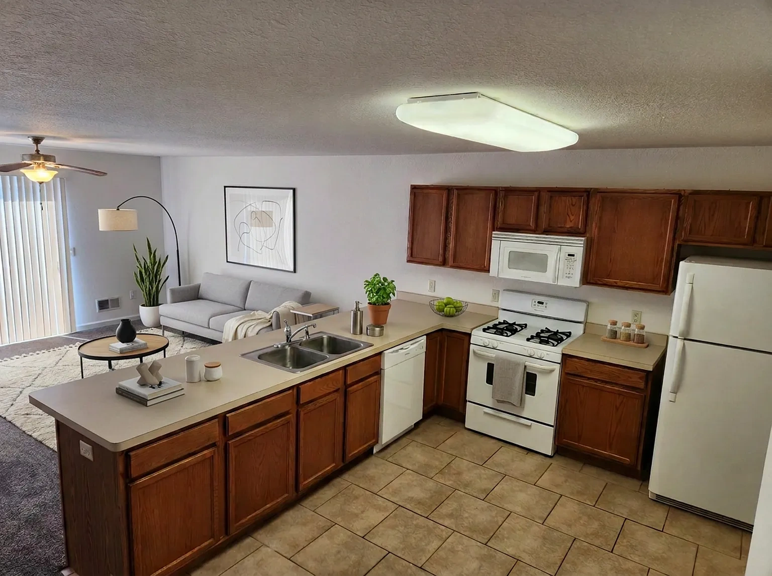 Sawgrass Apartments & Townhomes – photo 4