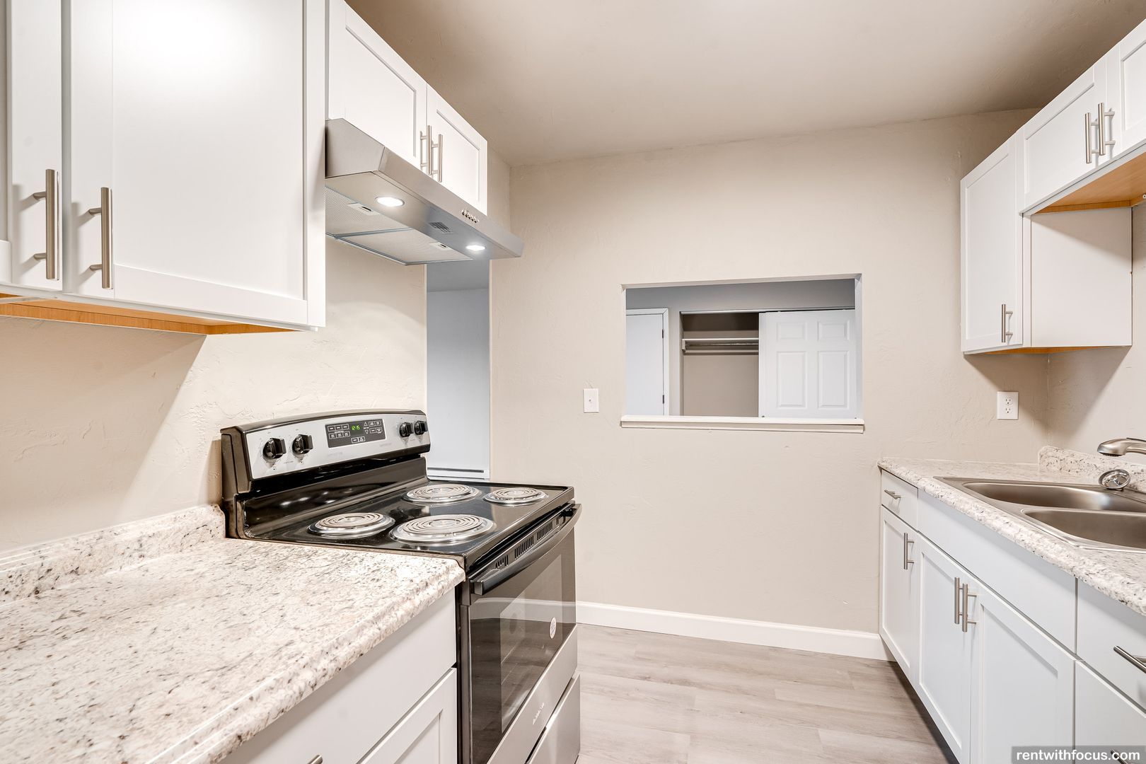 505 Oakridge Ln unit 9 – photo 3